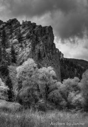 c18-3i-Eldorado Canyon Black and White Landscape with Intense Clouds.jpg
